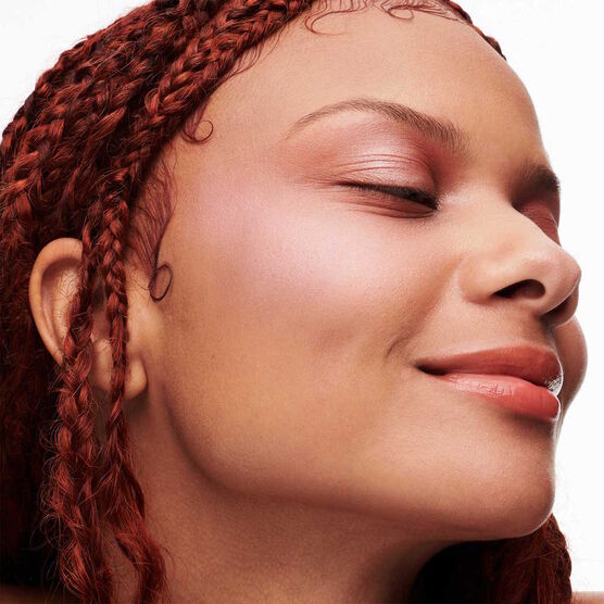 GLOW PLAY Blush Cremoso TOTALLY SYNCHED